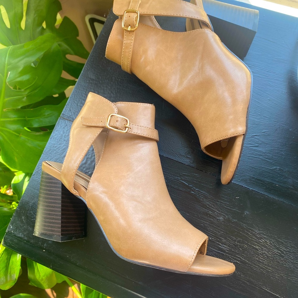 Forever 21 Open Toe Heels